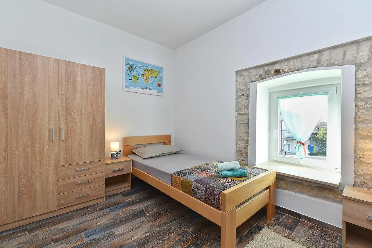 House Casa Mia 2214 Villa Orbanići Vakantiehuis